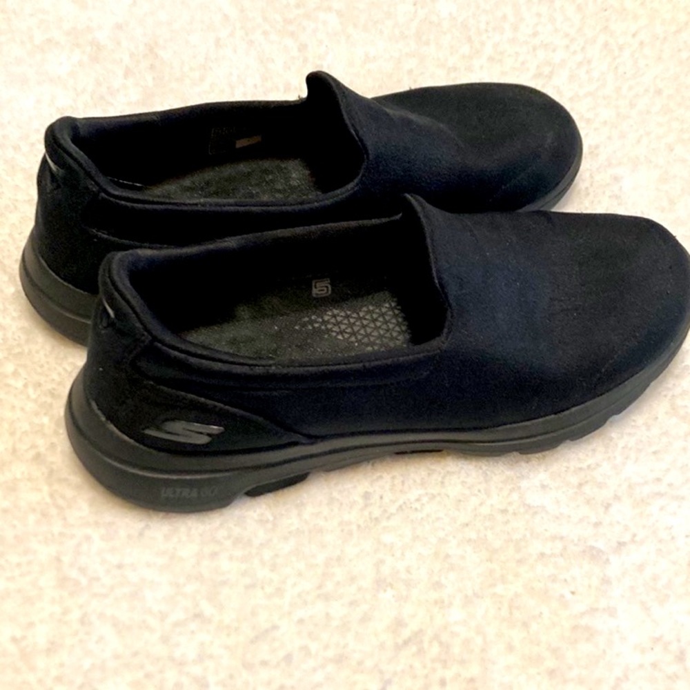 Skechers Go Walk 5  Black slip on Shoes